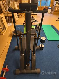 attrezzo per gambe