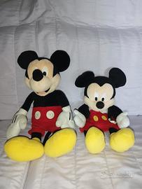 Topolino peluche set
Pupazzi di tutti i tipi!!