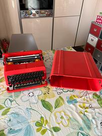 Macchina da scrivere olivetti Valentine