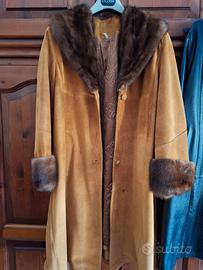 cappotto di pelle scamosciata da donna