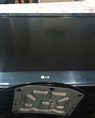 TV schermo piatto LG 42 pollici 