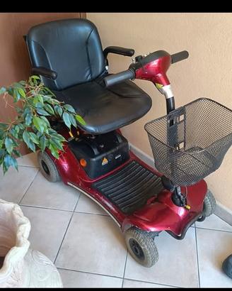 Motoretta per anziani