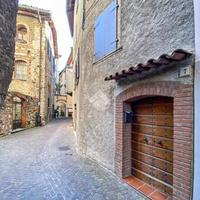 CASA INDIPENDENTE A TREMOSINE