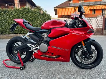 Ducati Panigale 959 V2