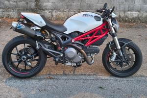 Ducati Monster 796