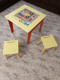 Tavolino bambini multifunzione con lavagna+ 2 sgab