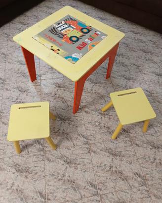 Tavolino bambini multifunzione con lavagna+ 2 sgab