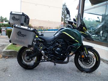 Benelli TRK 702 X