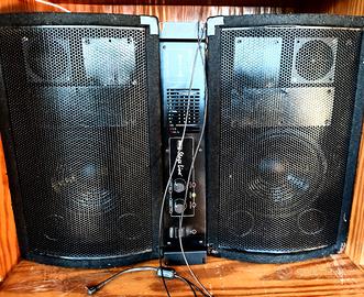Impianto con amplificatore da 600w e casse 100w