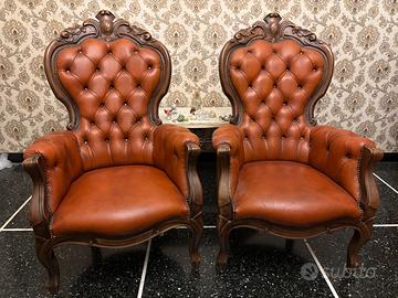 Coppia poltrone stile Luigi Filippo in pelle