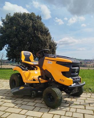 trattorino tagliaerba cube caddet xt1
