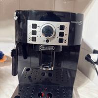 Macchina da caffè automatica DeLonghi Magnifica S