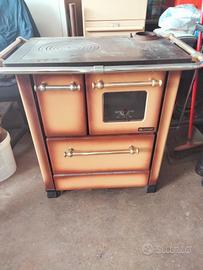 Stufa a legna Nordica