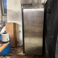 Armadio frigorifero professionale