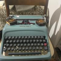 Macchina da scrivere  Olivetti Studio 44