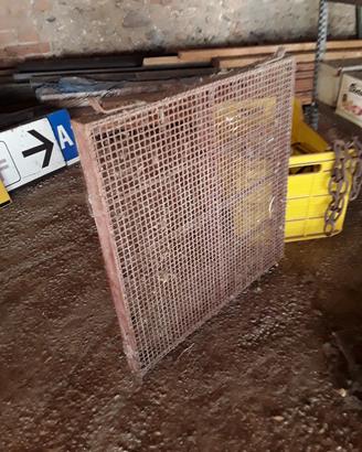setaccio in ferro molto robusto 
