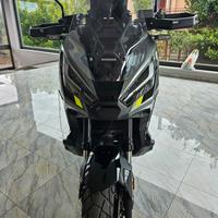 honda xadv 750 2024 km 3000 unico proprietario 