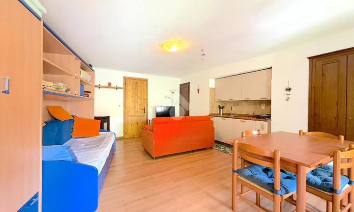 MONOLOCALE A PRAGELATO