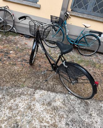 Bicicletta nera
