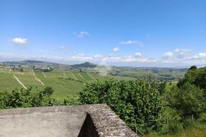 RUSTICO A COSTIGLIOLE D'ASTI