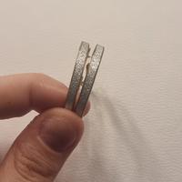 Orecchini a cerchio oro e argento