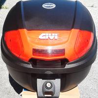 Bauletto Givi E 300 ,mai usato