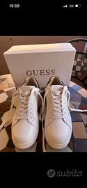 Scarpe Sneaker Bianche GUESS