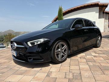 MERCEDES-BENZ A 180 d Automatic Premium AMG*LUCI