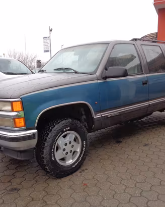 Chevrolet Blazer Suburban