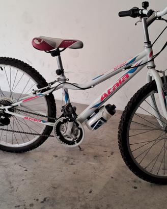 Bicicletta atala