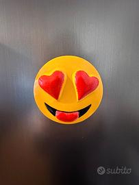 CALAMITA EMOJI IN GESSO CERAMICO DIPINTO A MANO