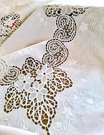 Tovaglia 100% lino e pizzo Venezia + 12 tovaglioli