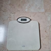 Bilancia pesa persone 