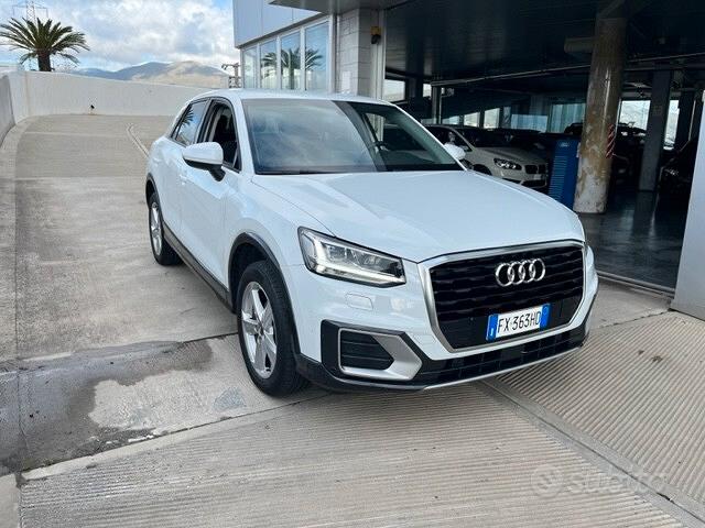 Audi Q2 30 TDI S tronic Business a 24.900 €