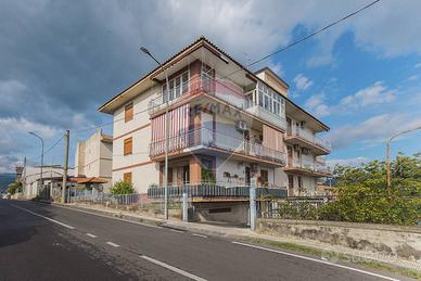 Appartamento - Fiumefreddo di Sicilia