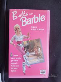 Video cassetta VHS balla con Barbie