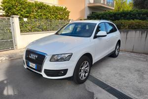 Audi Q5 -- 2.0 TDI  AUTOMATICO --