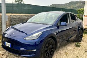 Tesla model y dual motor