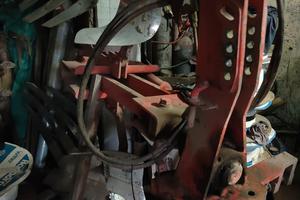 Attrezzatura per terreno  Aratro balzani 