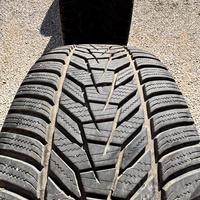Pneumatici Invernali Hankook