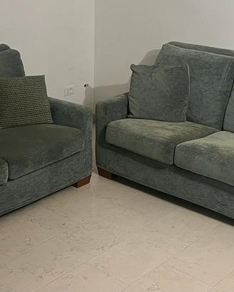 Coppia di divani da 2 e 3 posti
