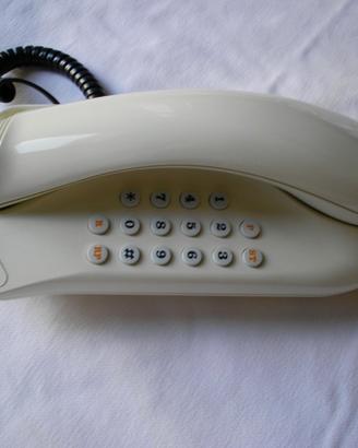 Telefoni