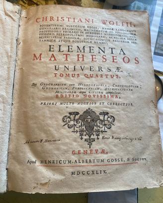 Coppia di libri antichi