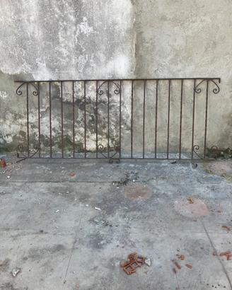 Ringhiera ferro battuto