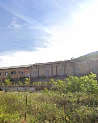 Immobile in asta di 3543 m² con più di 5 locali a 