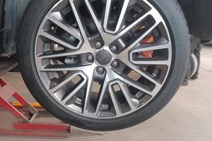 Gomme Goodyear 235/45R19 per Jeep,Audi, Bmw, Alfa