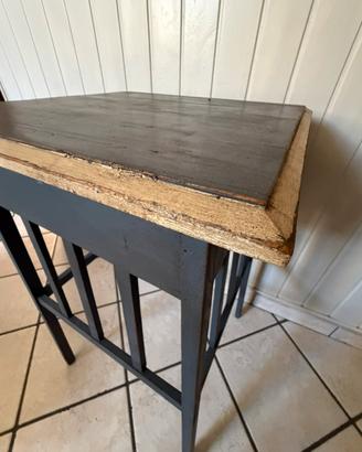 Tavolo d’appoggio in legno primi 900