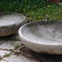Ciotole fioriere da giardino in cemento