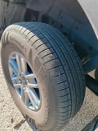 Pneumatici 255/70 R16