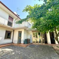 PORZIONE DI BIFAMILIARE A VERNASCA